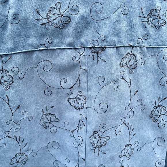 Super soft, suede-feel chambray shirt - Picture 4 of 4